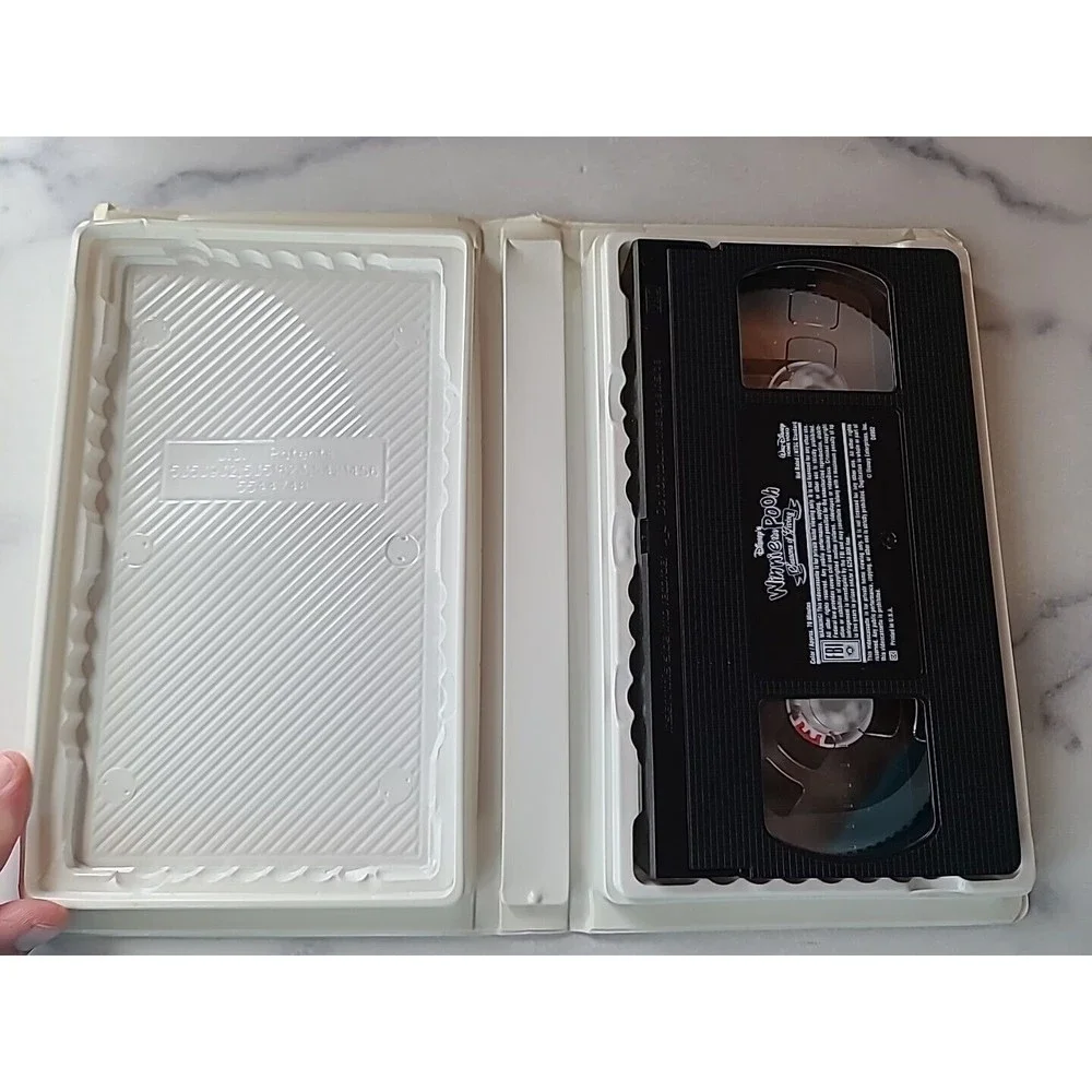 Winnie the Pooh - Seasons of Giving (VHS, 1999, Slipsleeve)